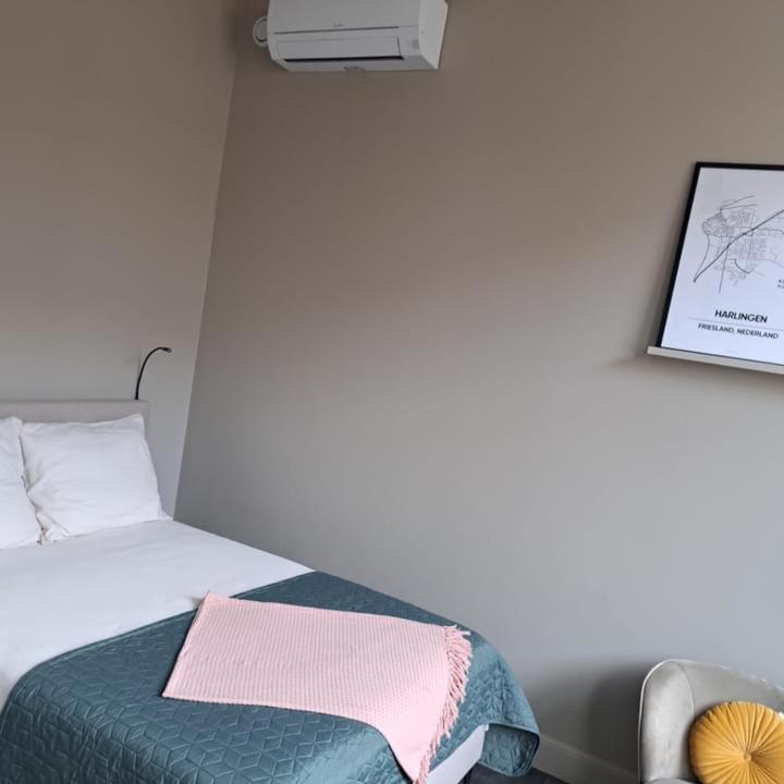 Ferienwohnung Bij Ons In Harlingen Exterior foto